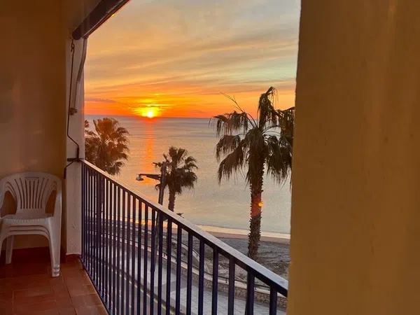 Piso en plaza Països Catalans, 17 - Foto 1