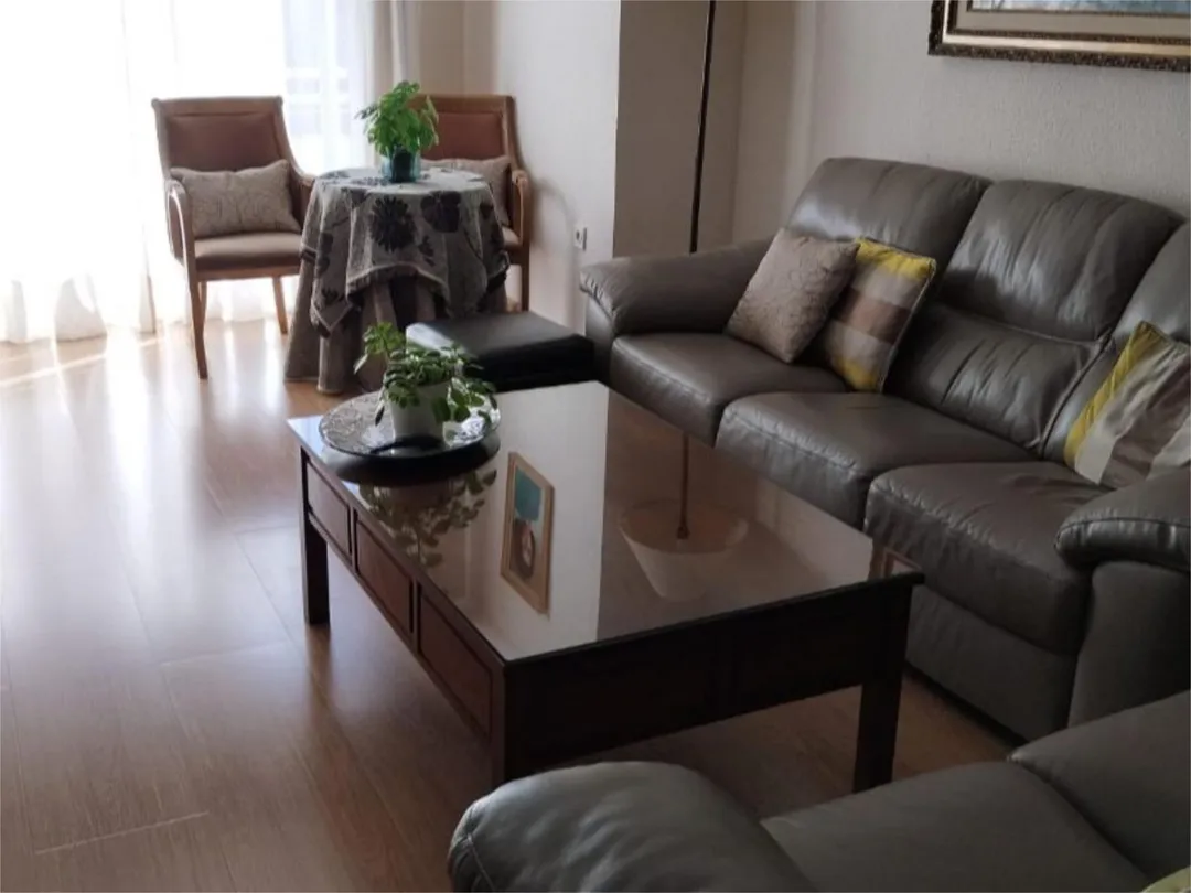 Piso en  Calle Conde Cifuentes 33 - Foto 3