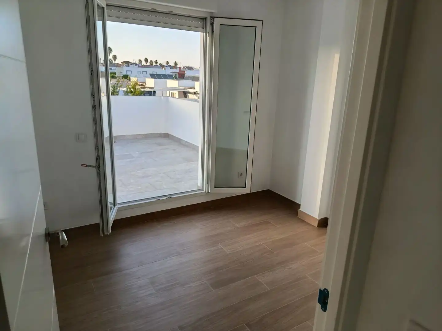 Piso en  Calle Picos de Aroche 44 - Foto 9