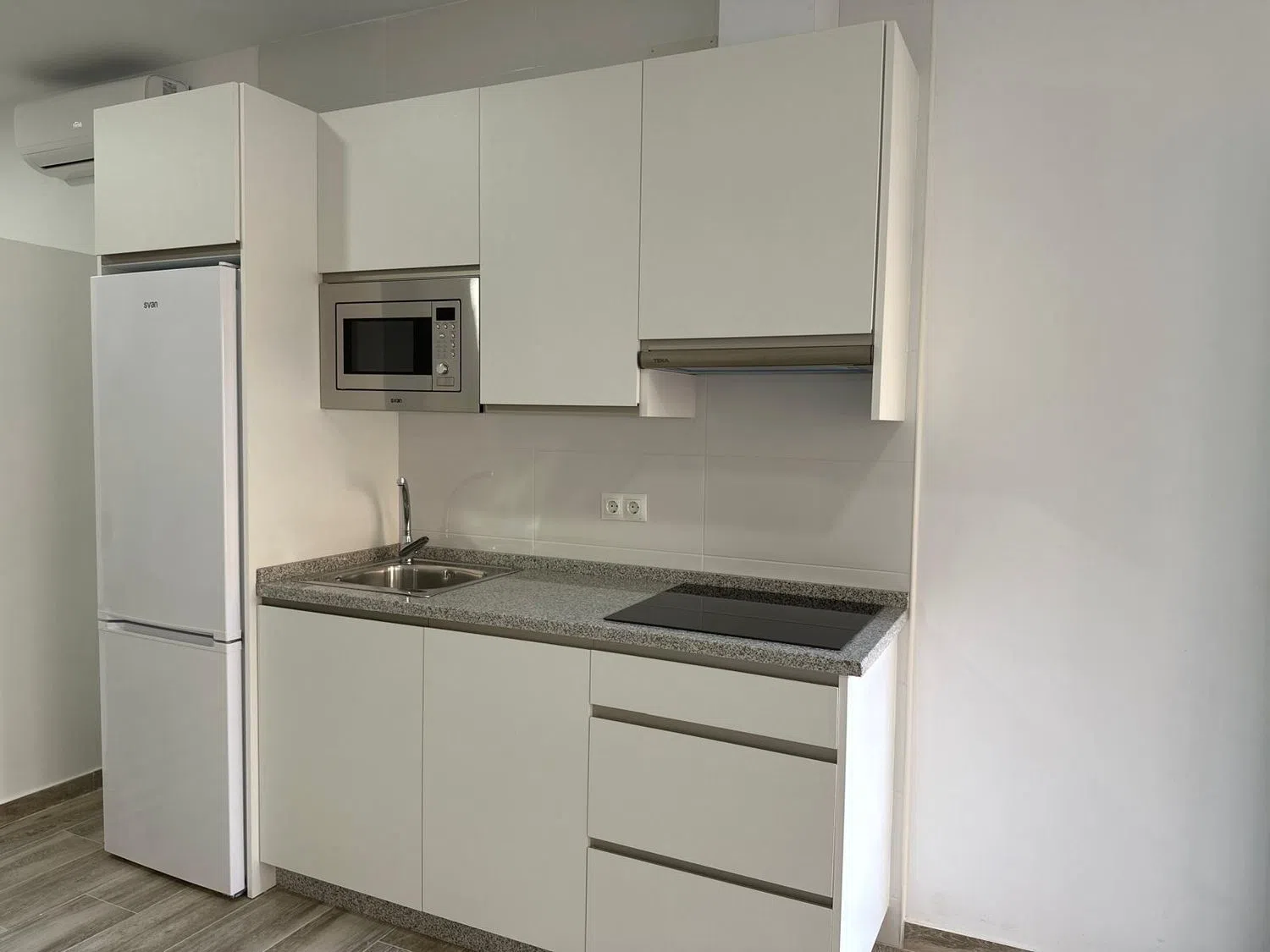 Estudio en calle Malasaña, 57 - Foto 5