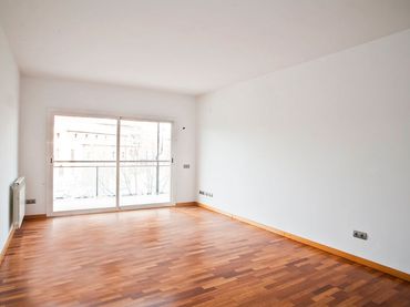Piso en  Passeig de Domènech i Montaner - Foto 2