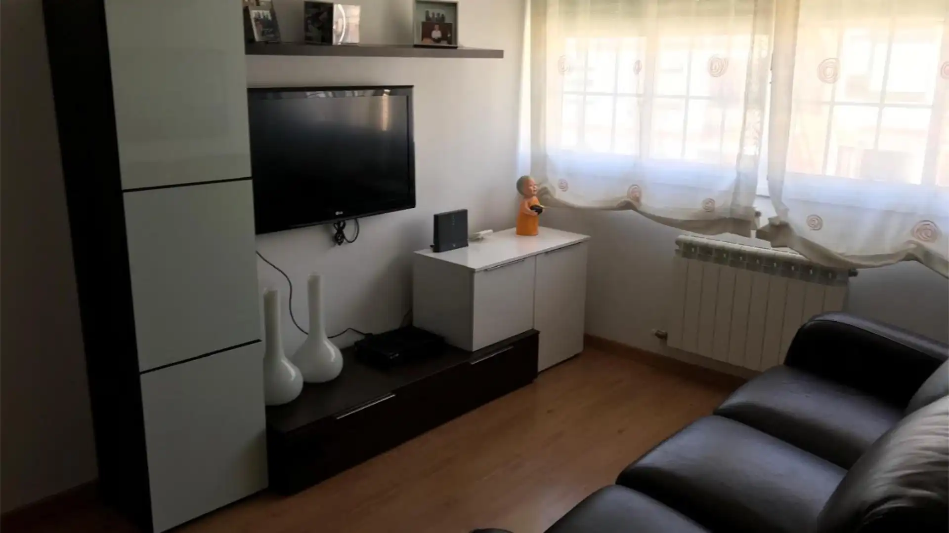 Piso en  Carrer de Josep Feliu i Codina 25 - Foto 2