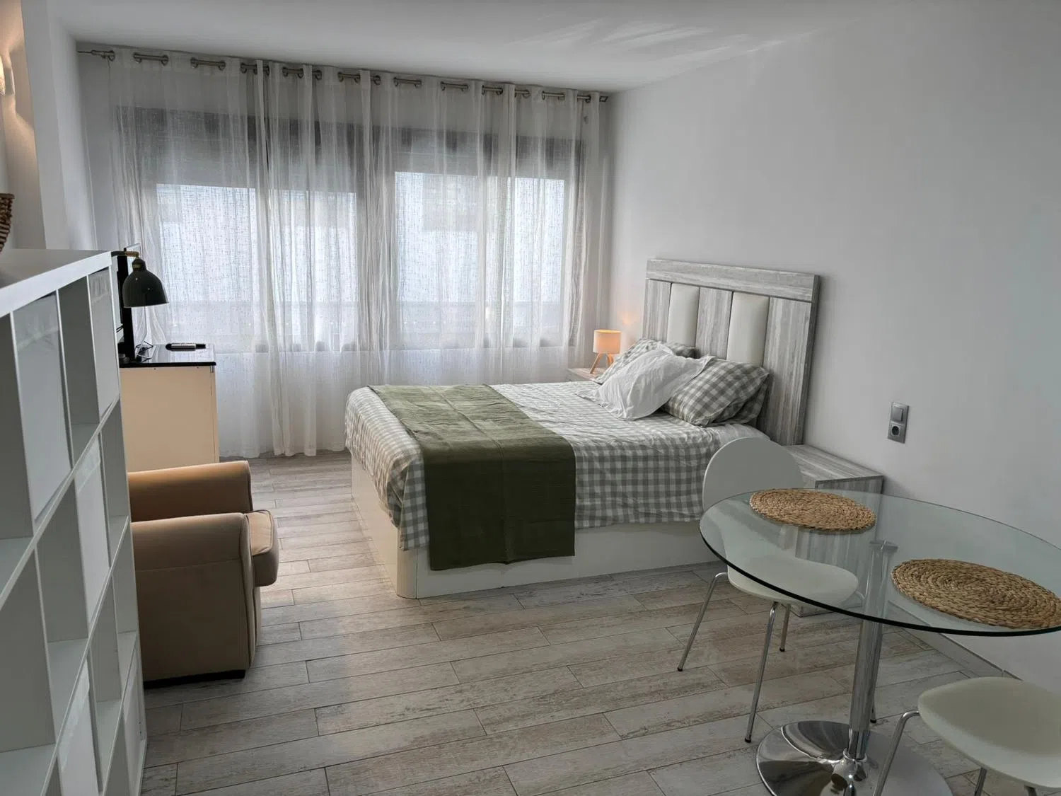 Estudio en calle de Don Juan de Austria, 4 - Foto 3