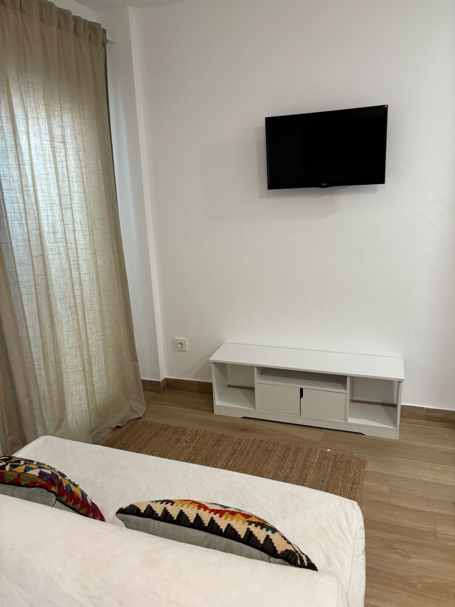 Estudio en calle Cardenal Ilundain, 24 - Foto 4