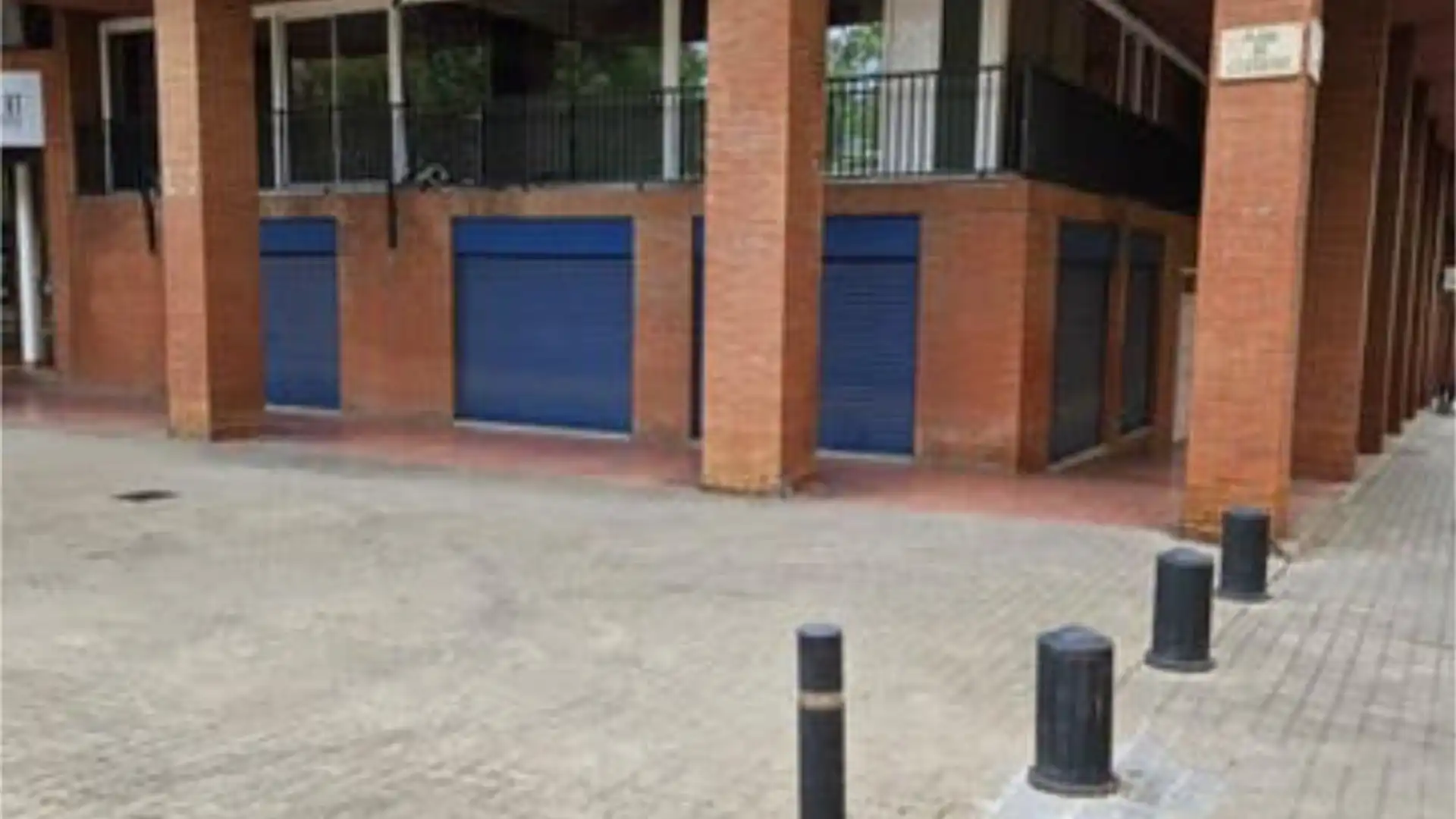 Local comercial en Residencial TV3 - Foto 9