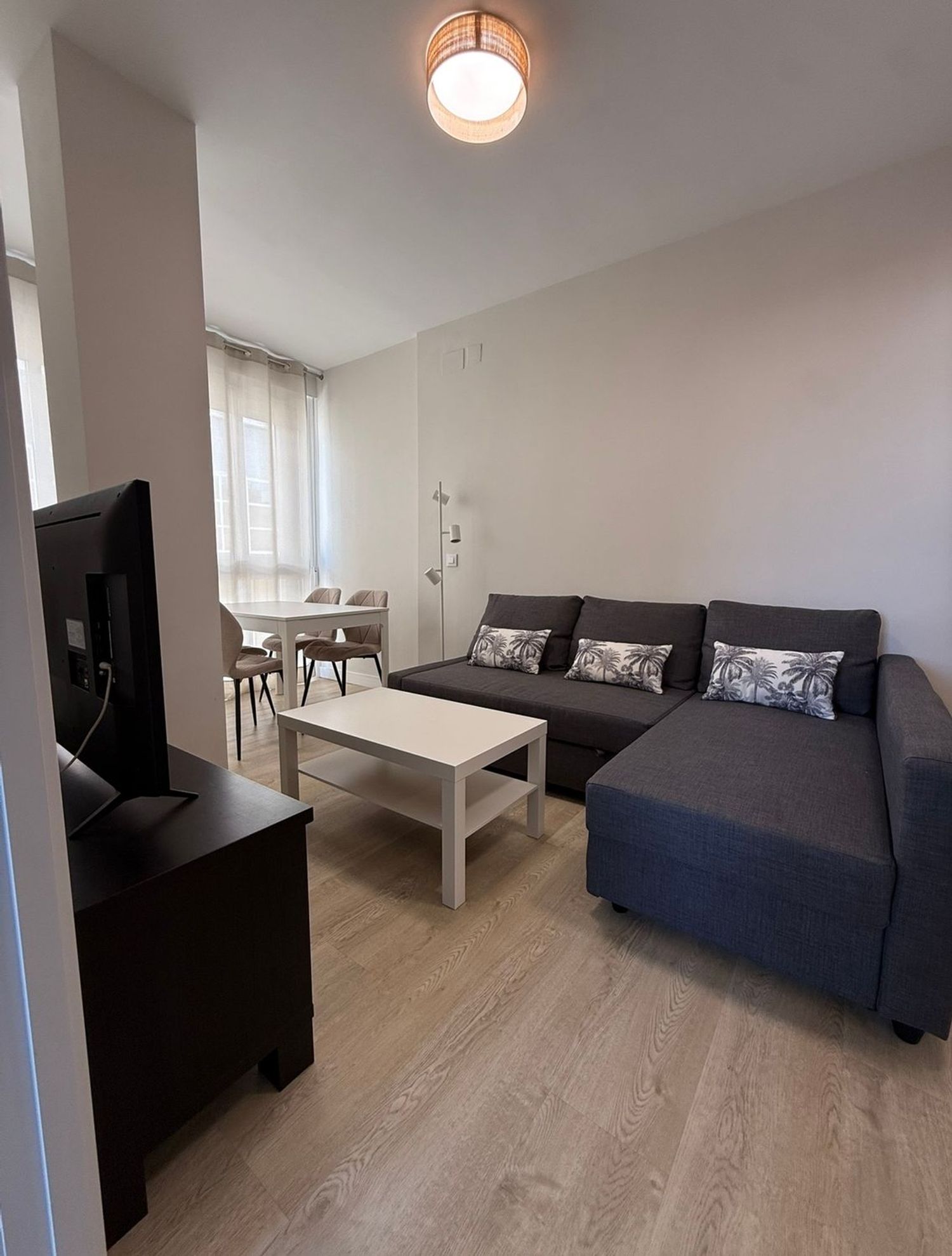 Piso en Calle Luis Montoto, 105, Luis Montoto - Santa Justa - Foto 2