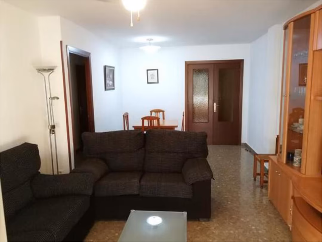 Piso en Carlos Haya - Foto 2
