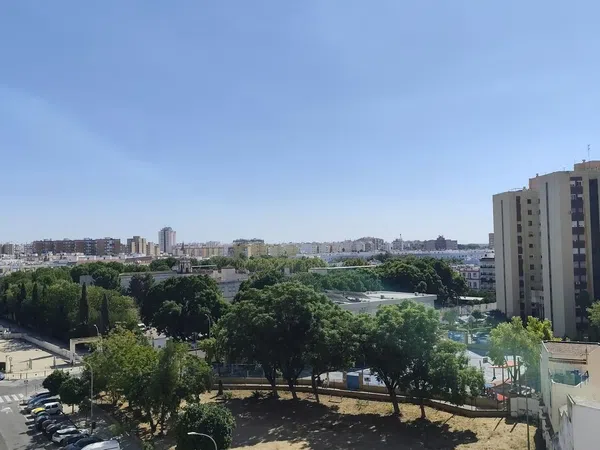 Piso en San Vicente de Paul, 54, Ronda de Triana-Patrocinio-Turruñuelo - Foto 2