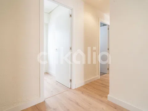 Piso en calle de la Serra d'Agullent - Foto 24