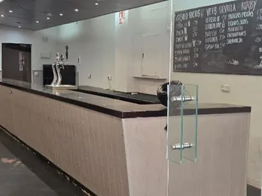 Local comercial en  Plaza Pedro Santos Gómez 2 - Foto 1