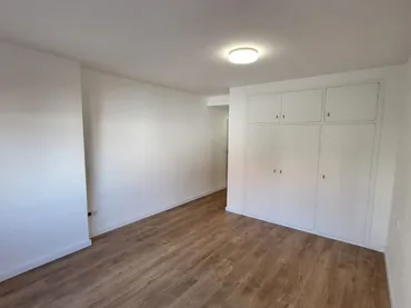 Piso en  Avinguda de Pere el Cerimoniós 6 - Foto 6