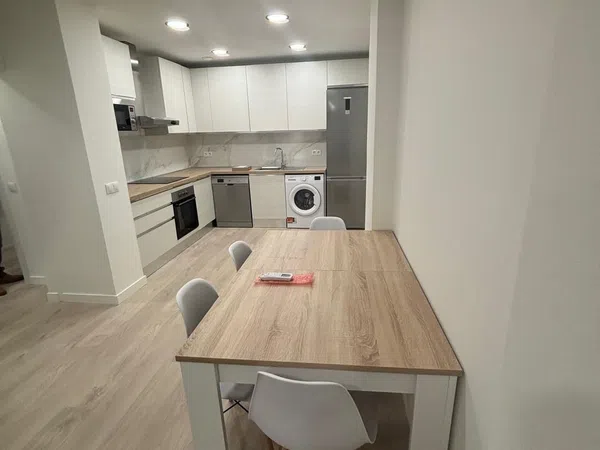 Piso en calle San Fructuoso, 3