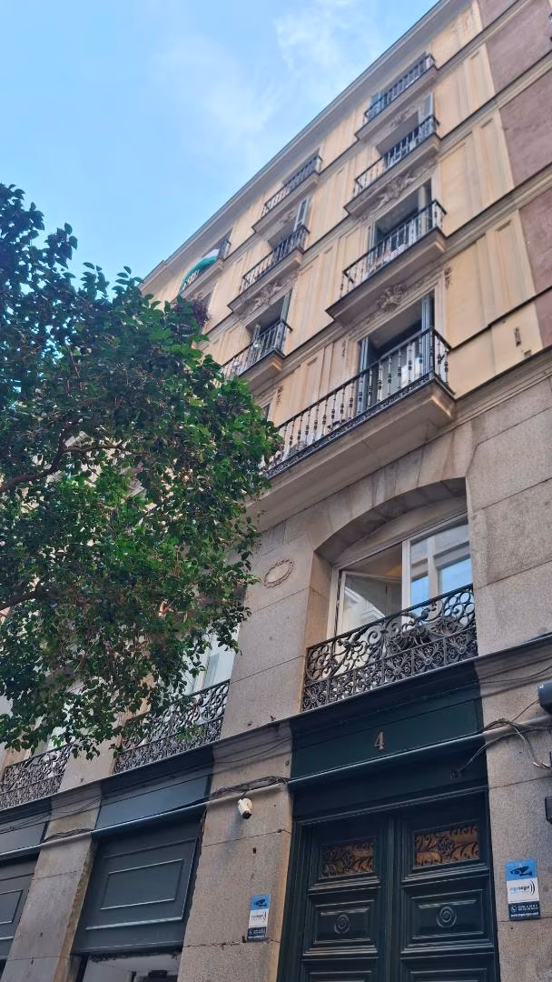 Piso en  Calle del Desengaño 4 - Foto 2
