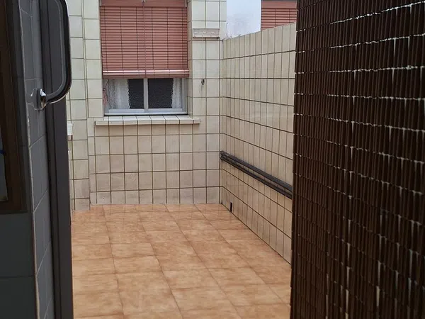 Piso en avenida de los Almogávares, 28 - Foto 4