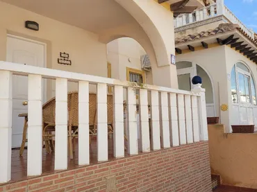 Casa adosada en  Calle Castillo de la Mola 1 - Foto 6