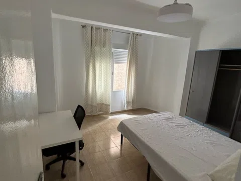 Piso en calle Jovellanos, 1