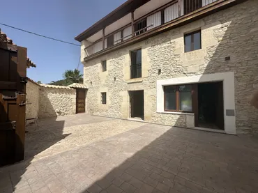 Chalet en  BU-561 52 - Foto 1
