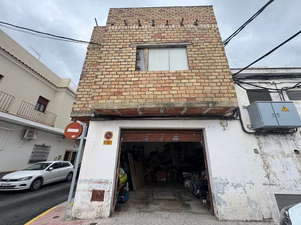 Chalet adosado en Calle Diego de Almagro, 2 - Foto 2