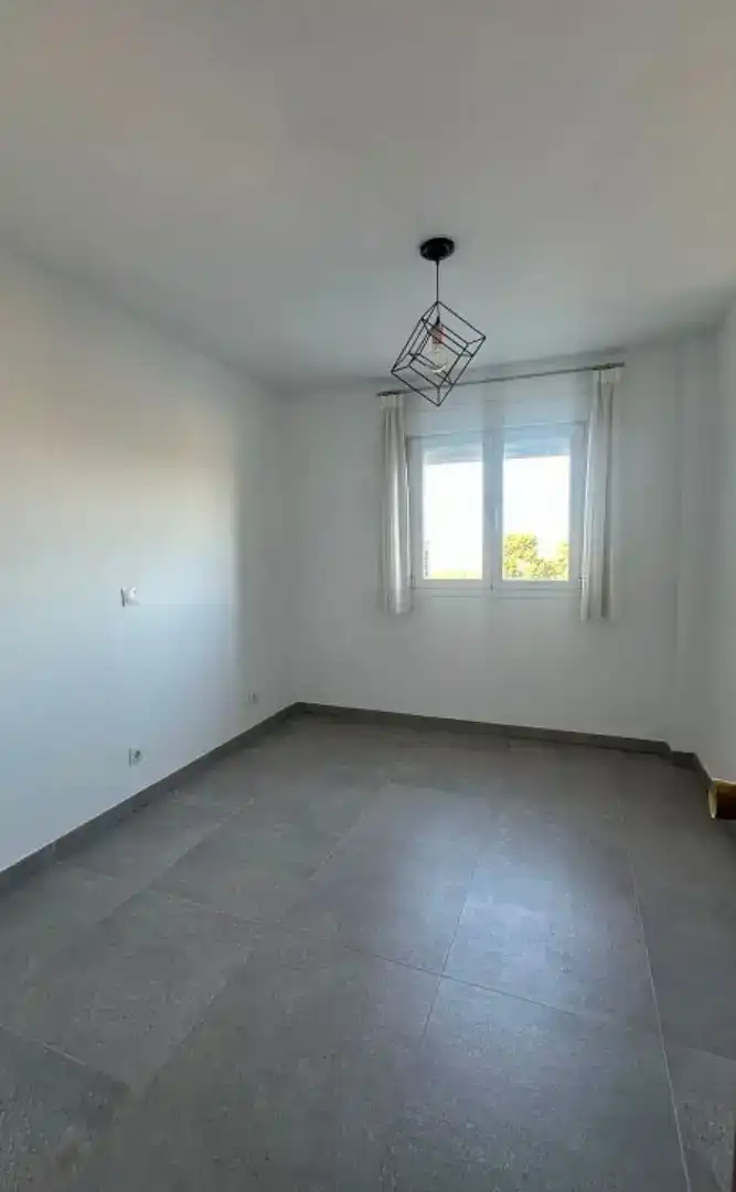 Piso en  Calle Pi y Margall 35 - Foto 5