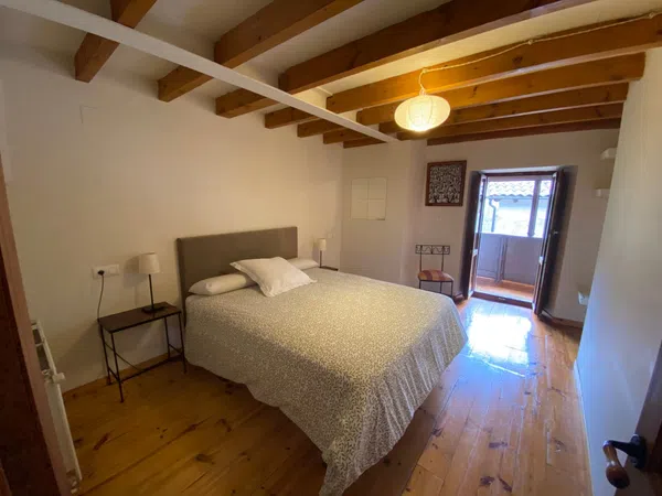 Casa rural en Camino de la Rodina, Fuentes, 31 - Foto 11