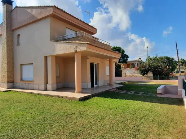 Casa o chalet independiente en Calle Poqueta Nit, 33, La Conarda-Montesano, La Conarda-Montesano - Foto 6