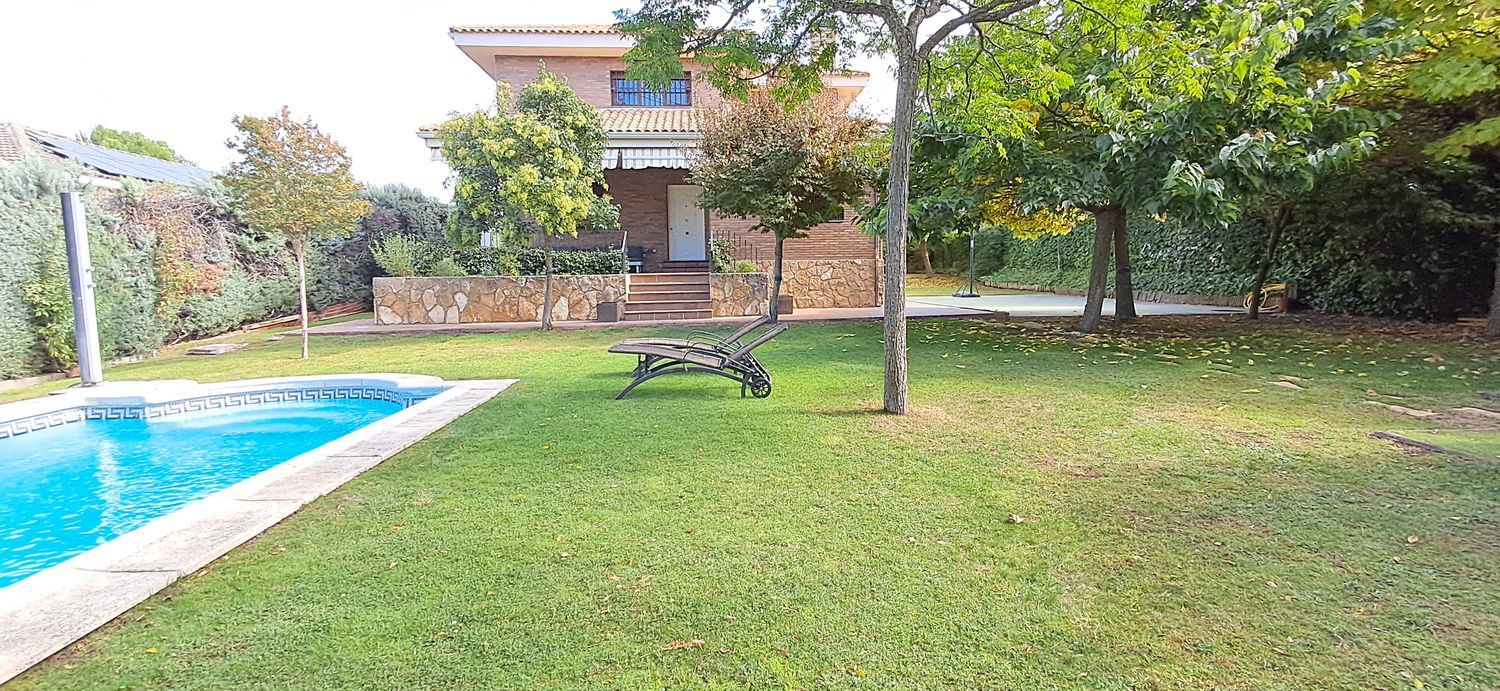 Casa independiente en Barrio Monte Rozas - Foto 5