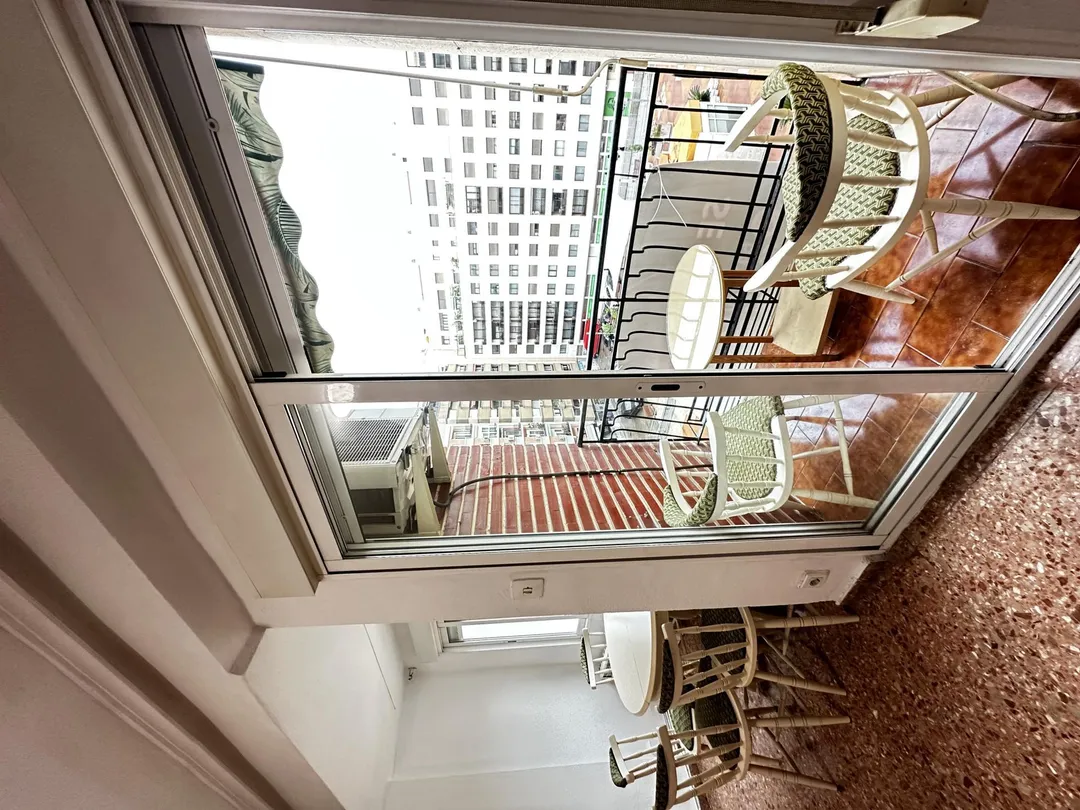 Piso en  Plaça de Polo de Bernabé 5 - Foto 1