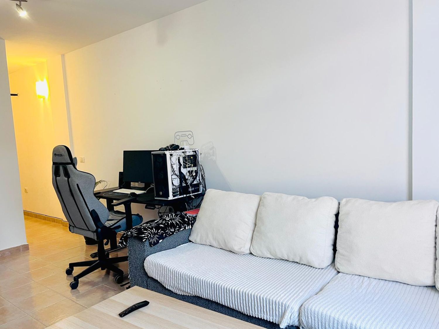 Piso en calle Isla de la Graciosa, 41 - Foto 4