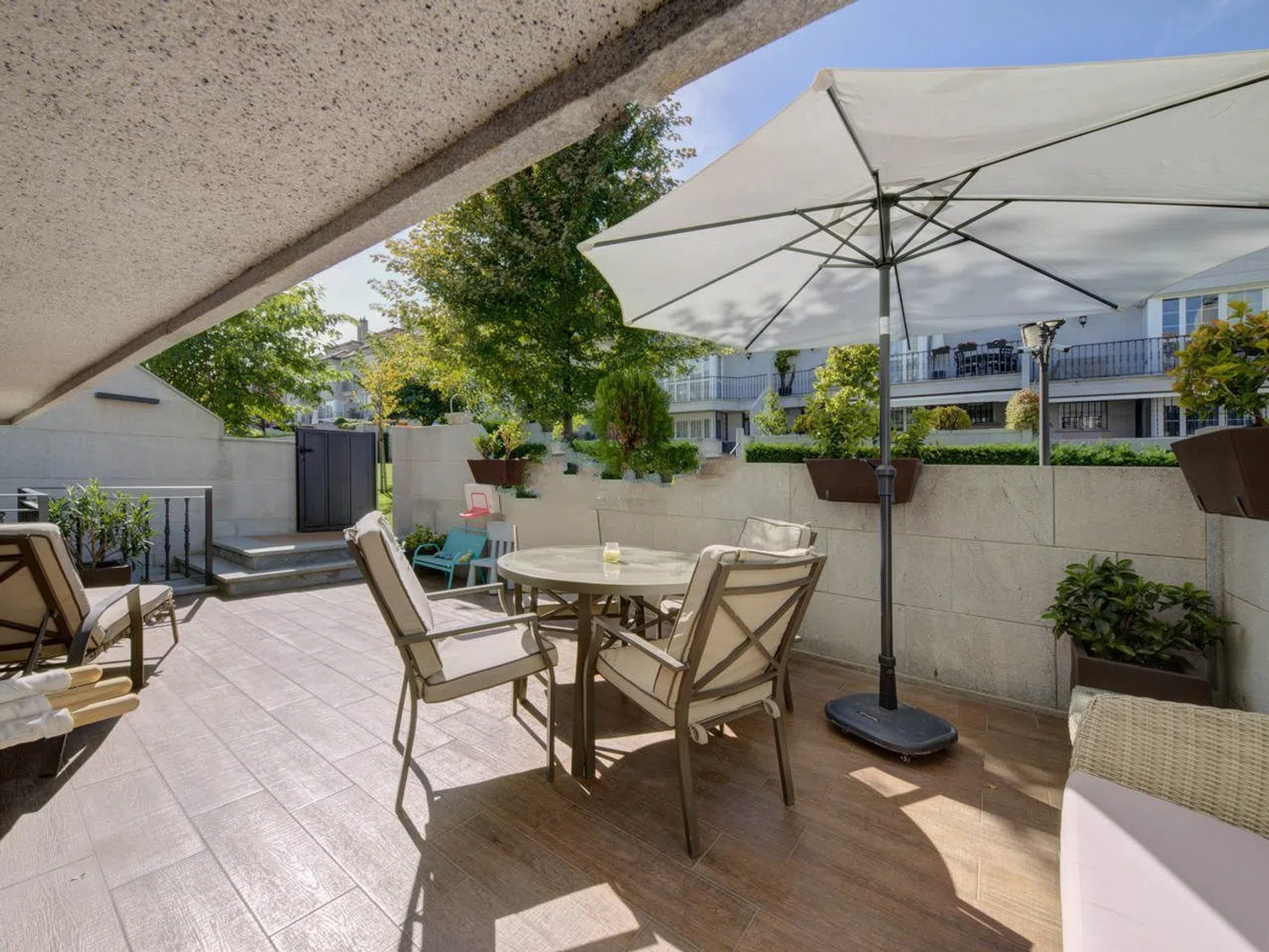 Chalet adosado en Barrio Zona Avenida Europa - Foto 37