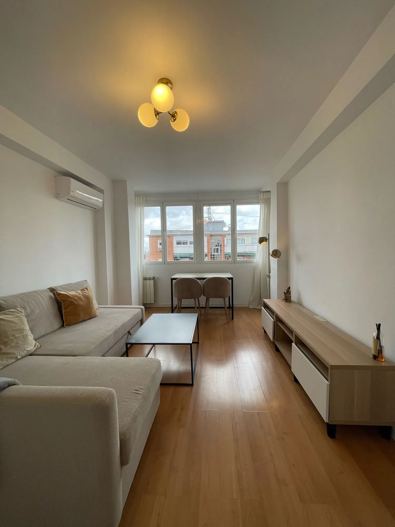 Piso en calle de Torrelaguna, 1 - Foto 1