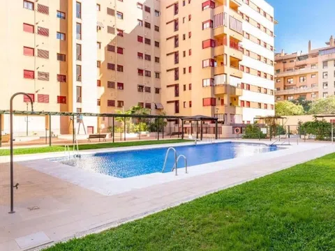 Piso en calle Pilar Lorengar, 10