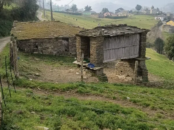 Casa de pueblo en Molejon s/n - Foto 1