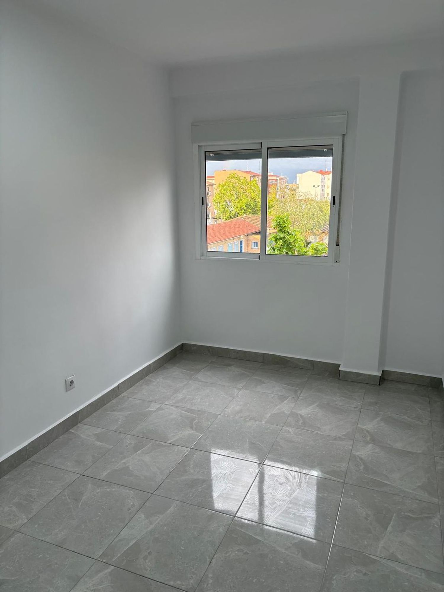 Piso en calle de J. Valdés Guzmán, 4 - Foto 2