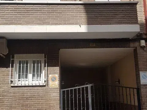 Piso en calle Montejurra, 16