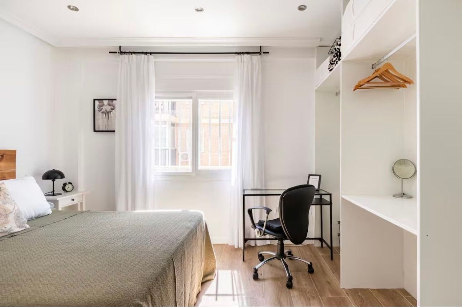 Piso en calle Higuera de la Sierra, 9 - Foto 12