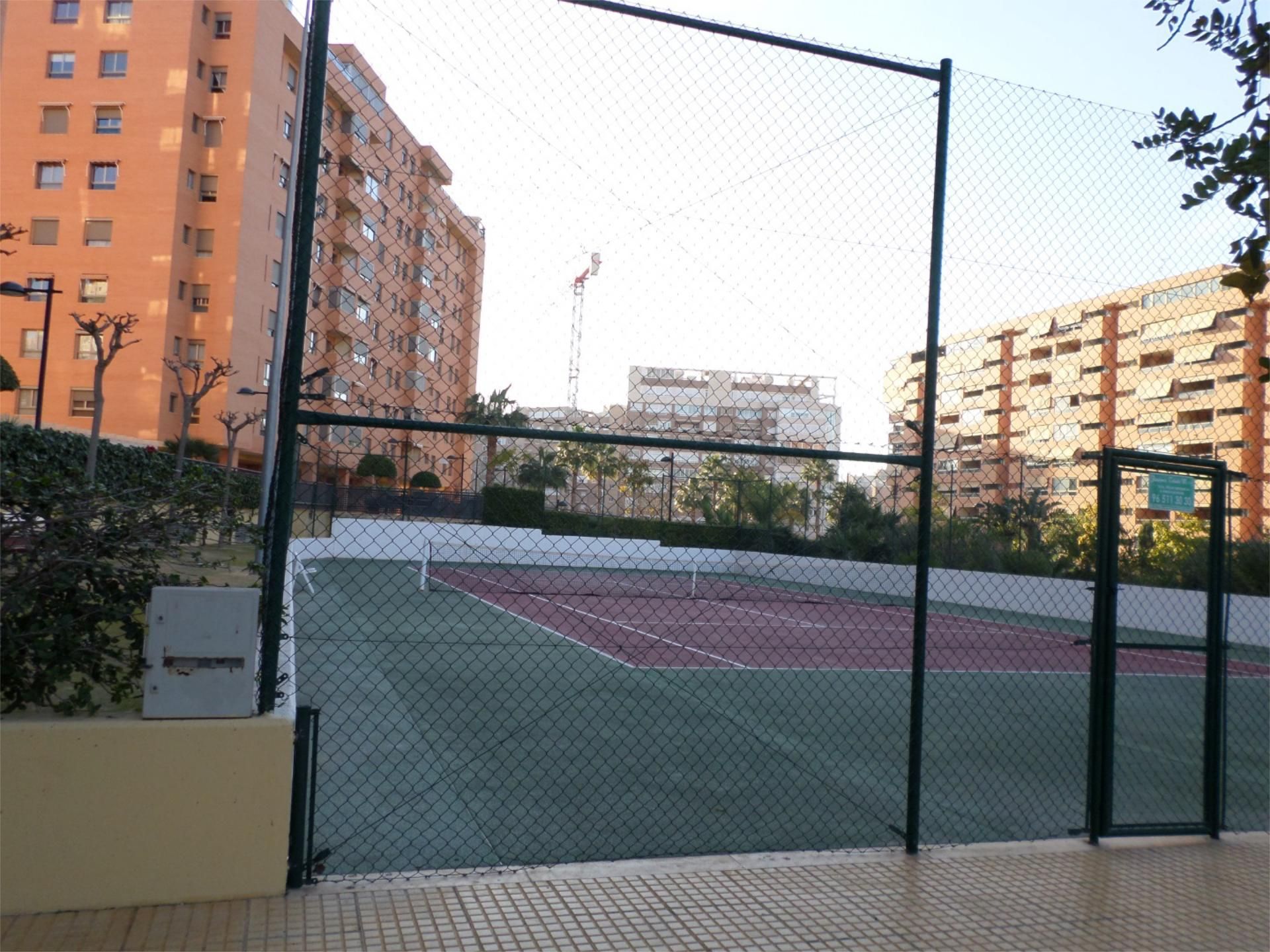 Piso en  Carrer Periodista Asuncion Valdes 3 - Foto 14