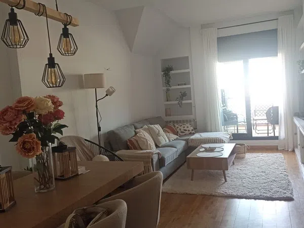 Ático en calle Castillo de Belmonte, 3