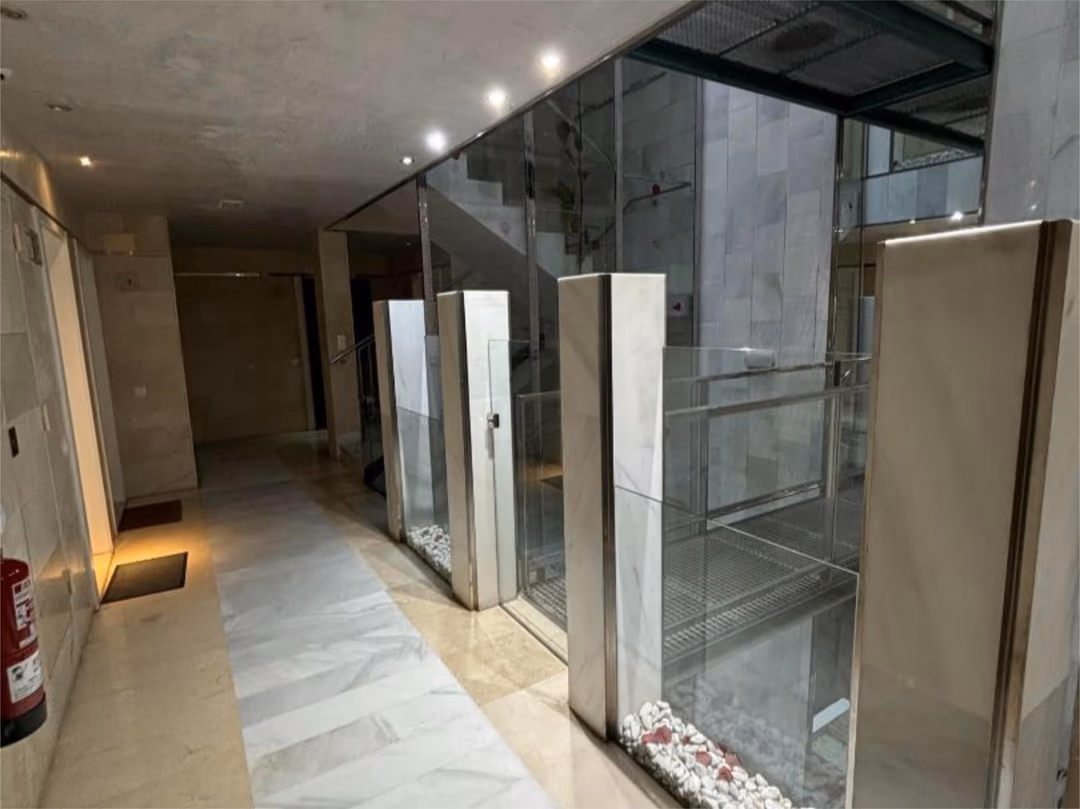 Piso en  Carrer de Joan Lluís Vives 9 - Foto 4