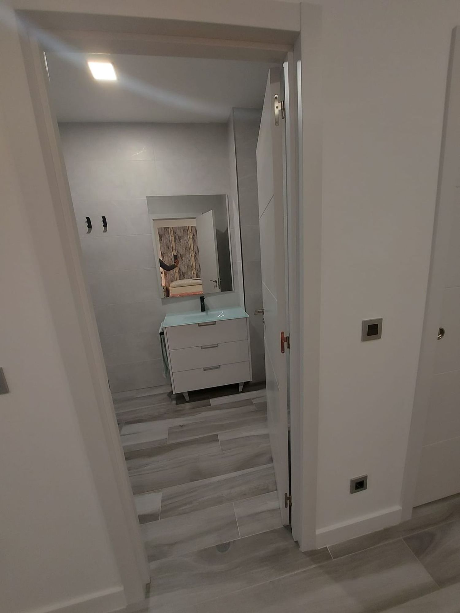 Piso en Calle Montaña Blanca, 3, Los Guindos - Parque Mediterráneo - Santa Paula - Foto 17