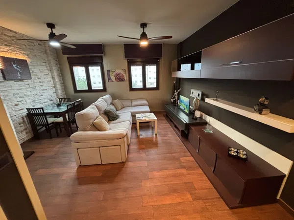 Piso en Paseo Europa, 27 - Foto 1