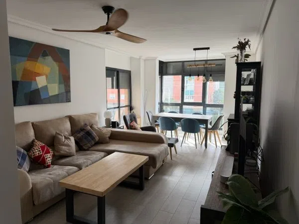 Piso en avenida del Talgo, 230