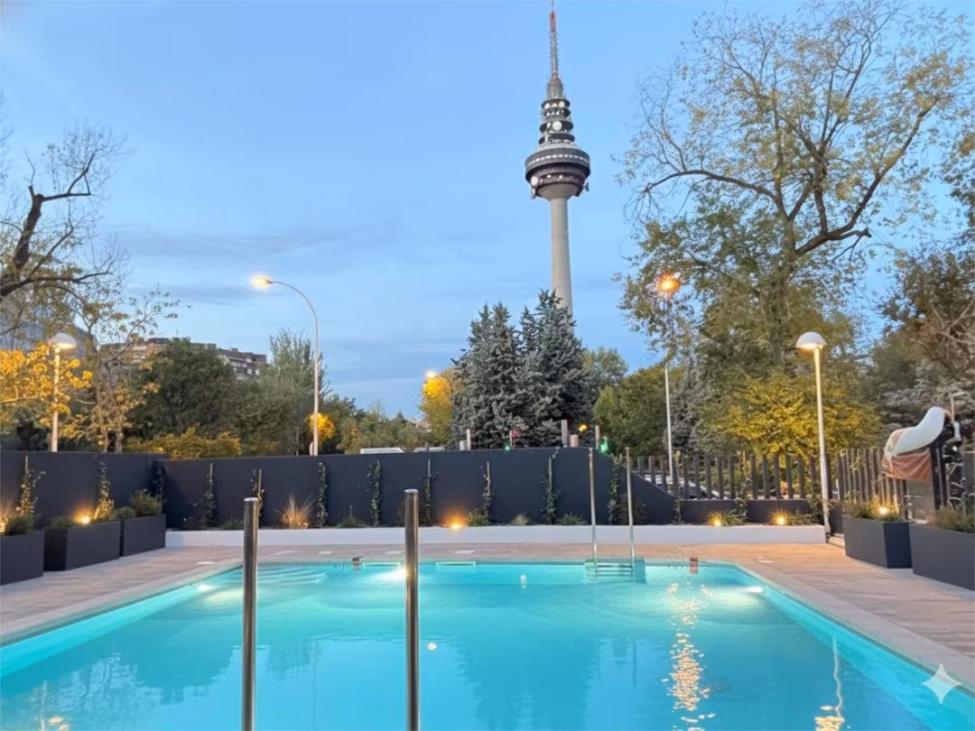 Piso en  Calle de Juan Esplandiú 21 - Foto 5