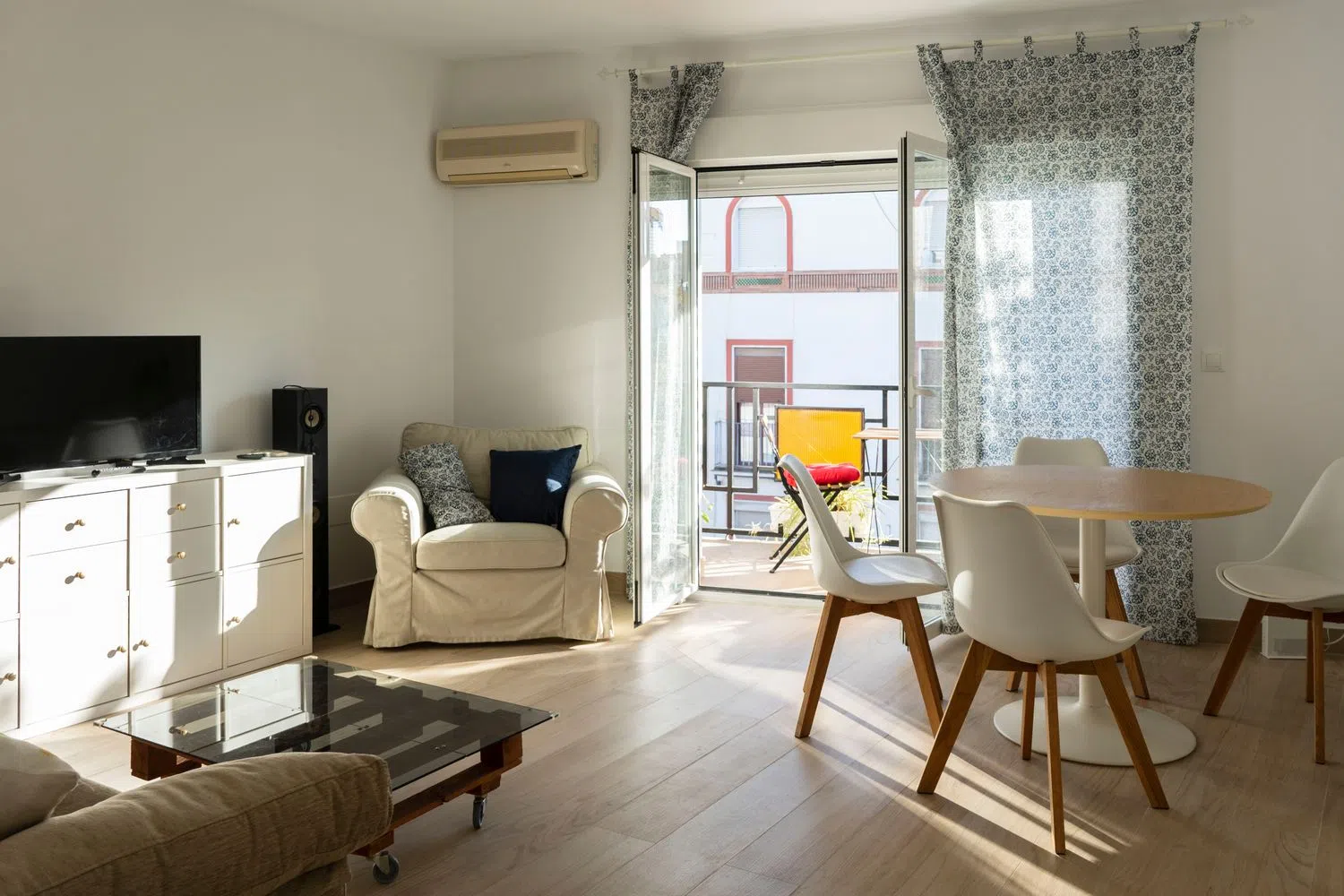 Piso en Barrio Calle Betis - Pagés del Corro - Foto 1