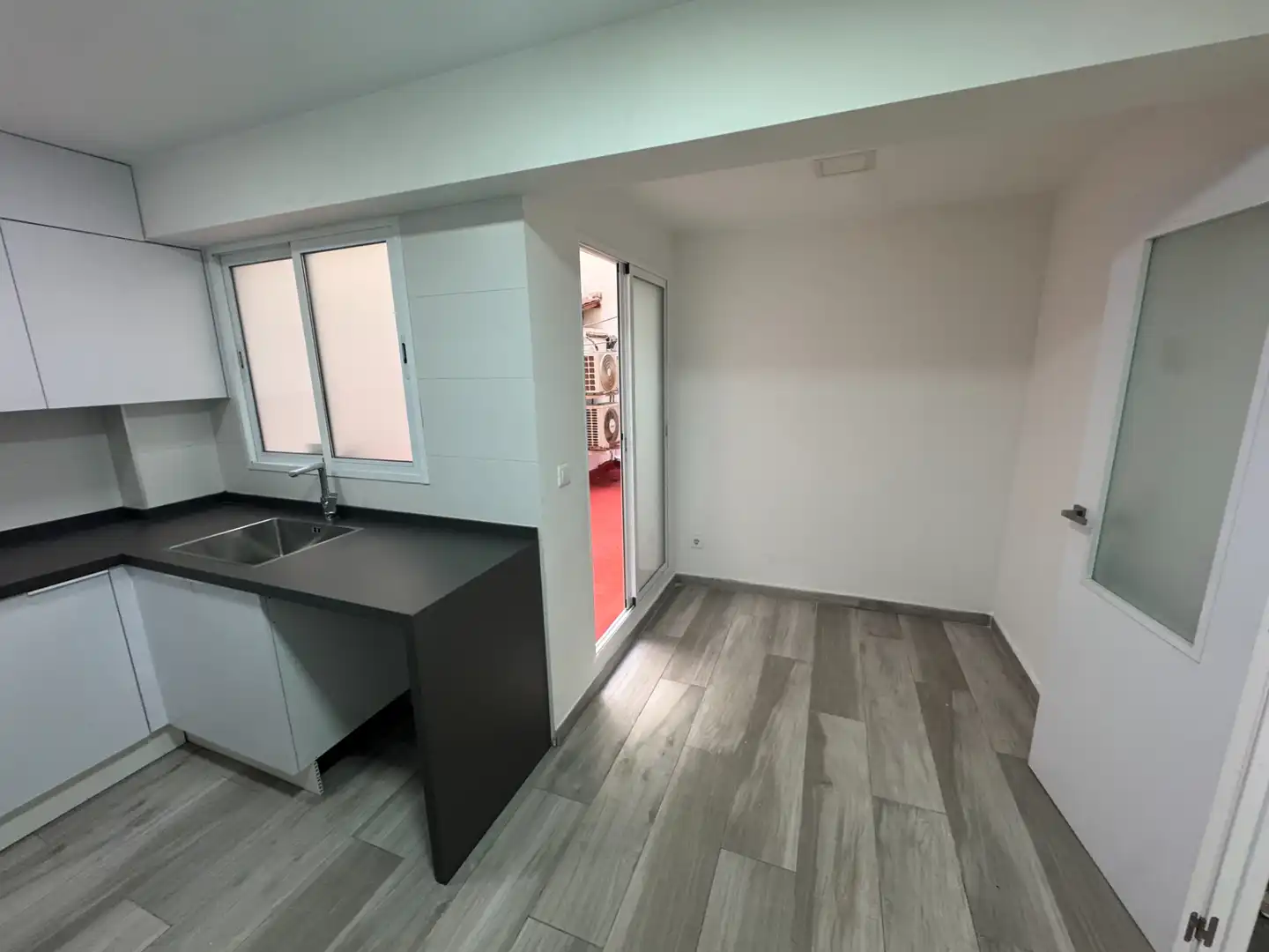 Piso en  Avinguda del Port - Foto 10