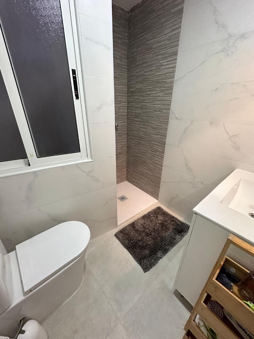 Piso en  Calle Jaime Segarra 51 - Foto 8