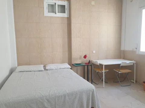 Estudio en calle de Sebastián Elcano, 34