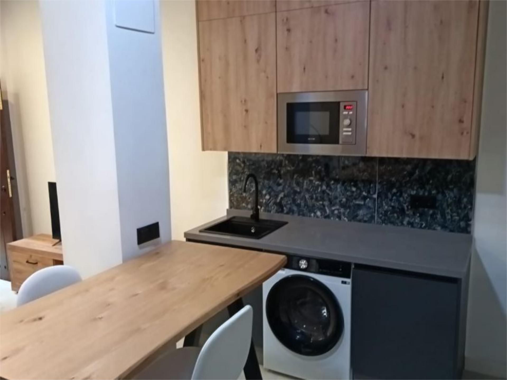 Piso en  Avenida de Carlos III 25 - Foto 2