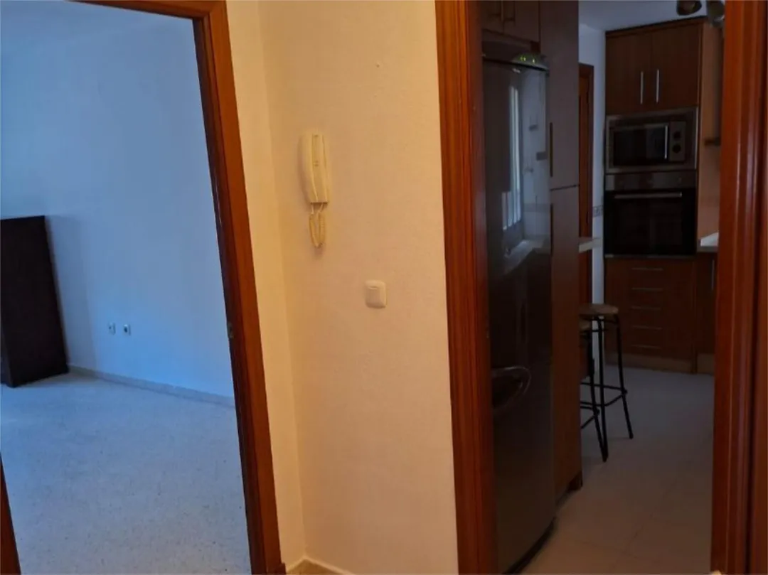 Piso en  Calle Arquitecto Hernández Rubio 3 - Foto 9