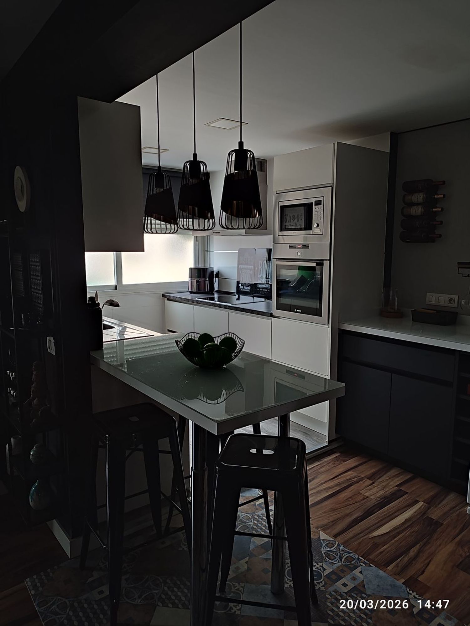 Piso en avenida Carlos V, 34 -42 - Foto 1