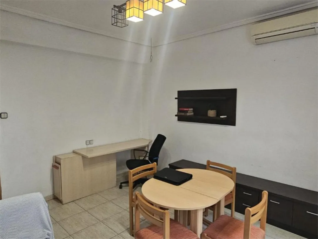 Piso en  Carrer de Cieza 6 - Foto 2